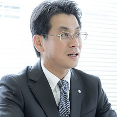 ソルティア京橋リバーフロントの担当 堀井